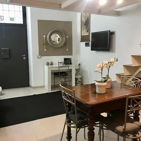 Rione Monti Casa * רומא
